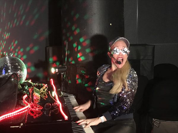 Sing Along_Elton